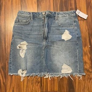 NWT women’s ultra high rise denim skirt SIZE 11